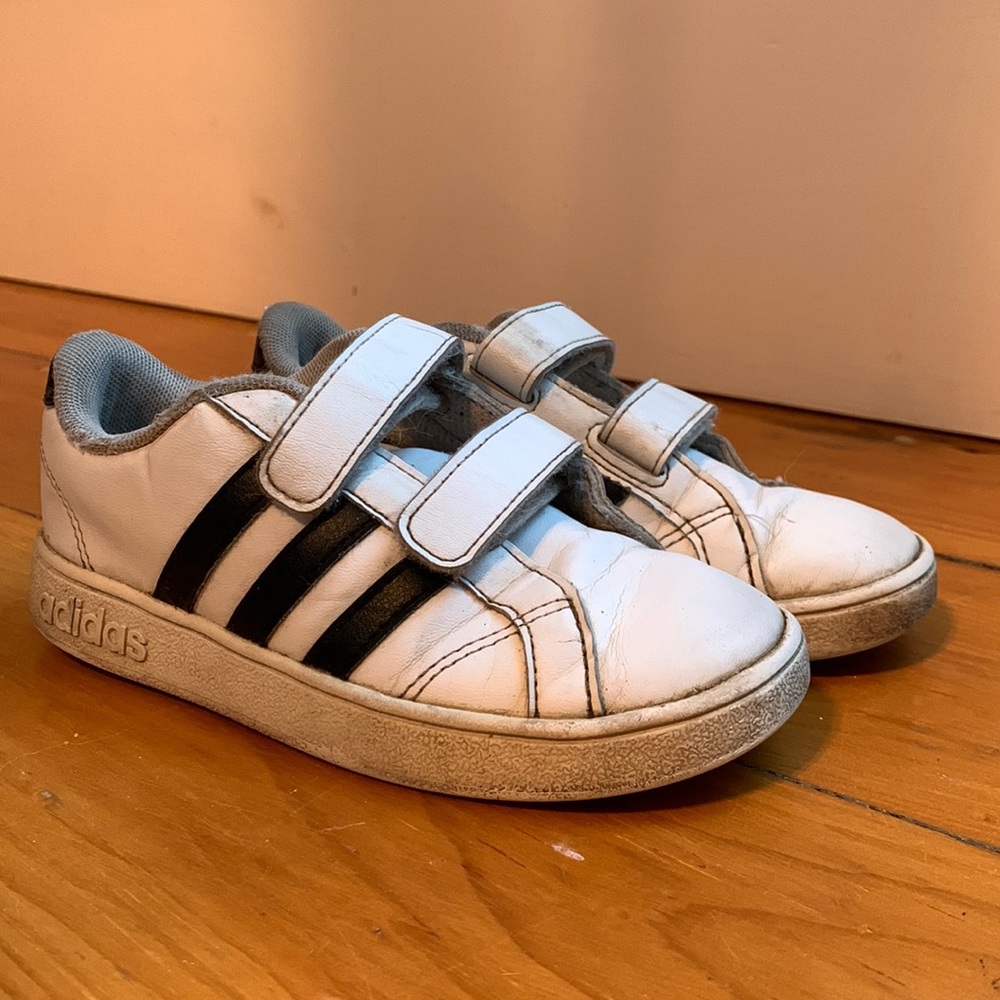 Adidas stripe super star shoes. Size 10k. Velcro closure
